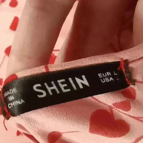 5/$25 SHEIN size large ❤️ crop top - Picture 7 of 10